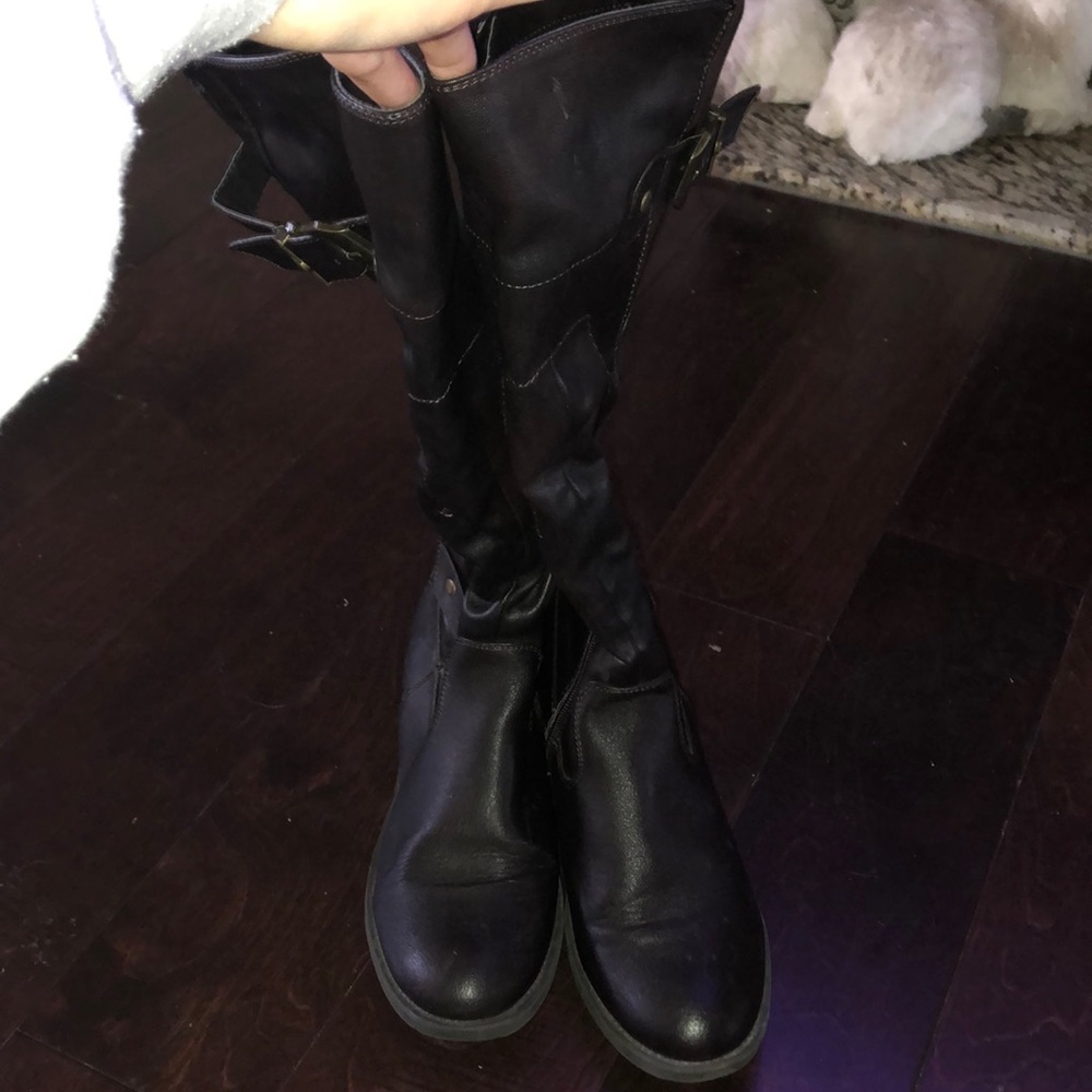 Brown riding boots